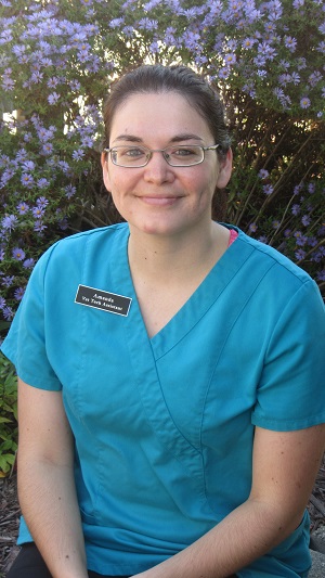 Amanda Mathews, Vet Tech Assistant